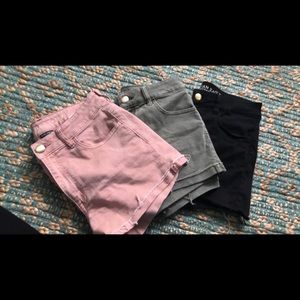 3 pairs of american eagle jeans